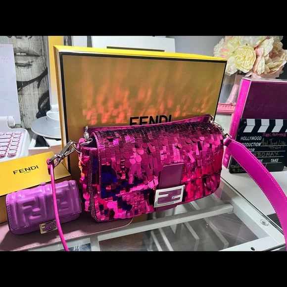 Super limited edition Fendi x SJP baguette from sex and the city just Like  that - Picture 2 of 2